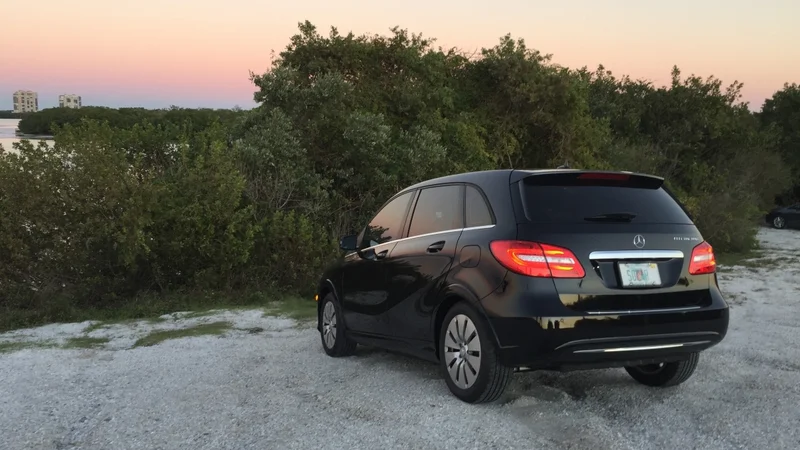 2014 Mercedes-Benz B250E 2