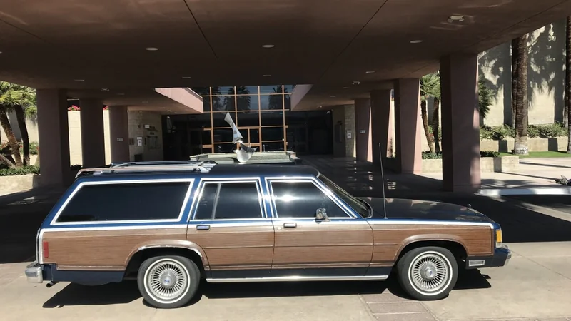 1991 Ford Crown Victoria Country Squire 2