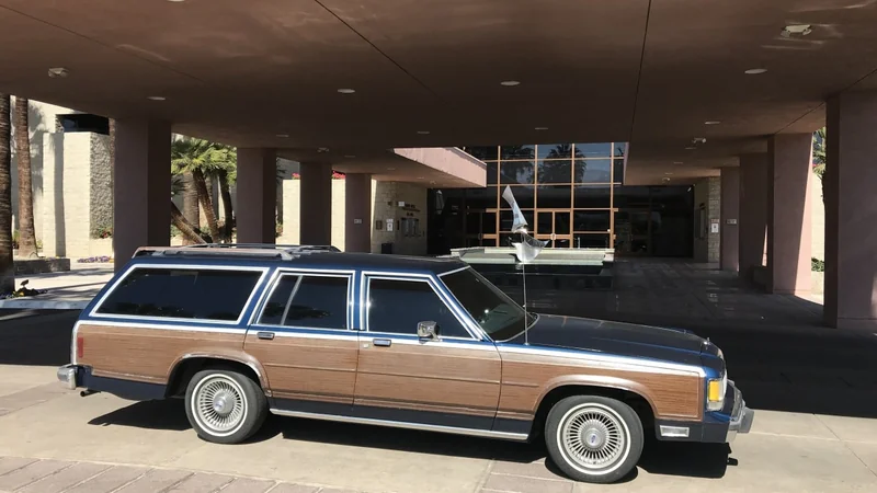 1991 Ford Crown Victoria Country Squire 3
