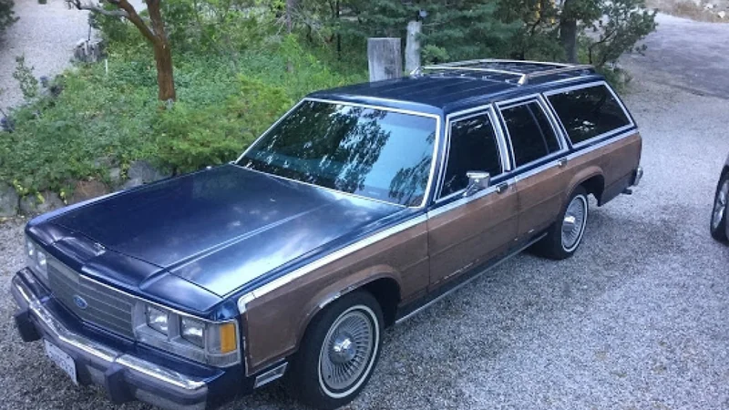 1991 Ford Crown Victoria Country Squire 5