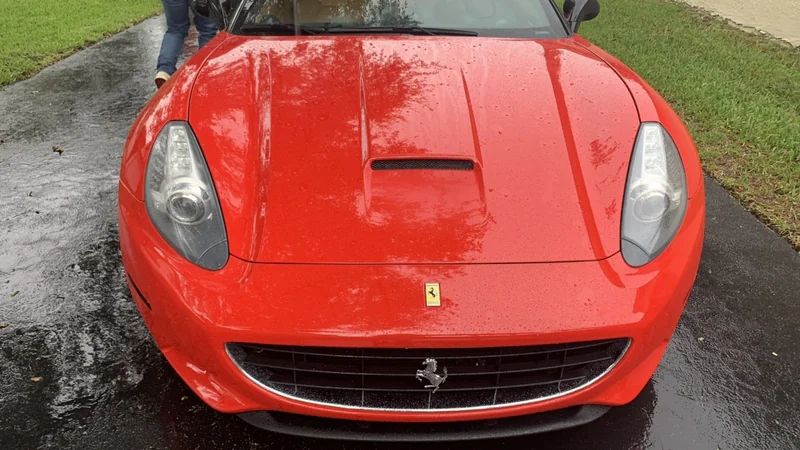 2010 Ferrari California 2