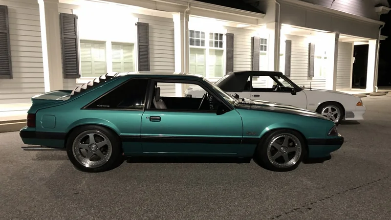 1991 Ford Mustang 2