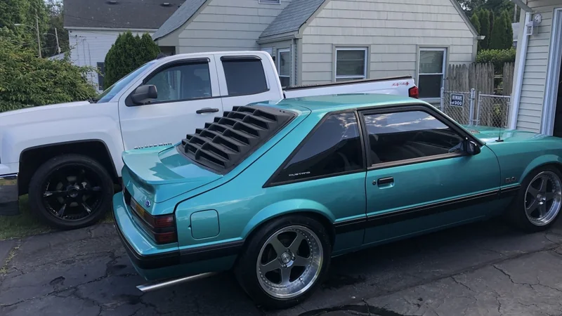 1991 Ford Mustang 3