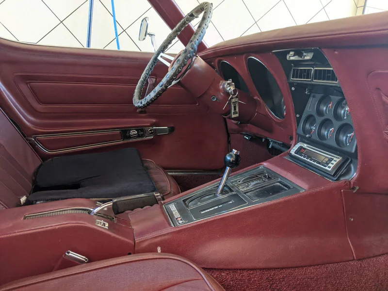 1974 Chevrolet Corvette in Los Angeles 25