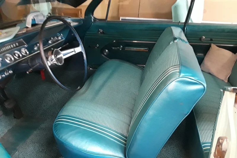 1961 Chevrolet Bel Air 9