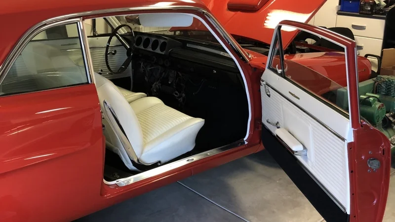 1963 Pontiac LeMans Sport 3