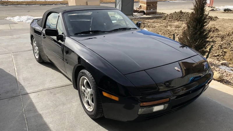 1990 Porsche 944 S2 Cabriolet 2