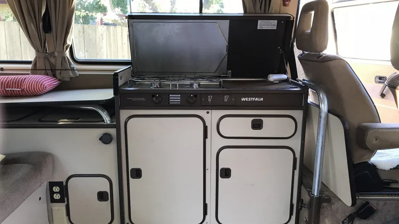 1985 Volkswagen Vanagon 12