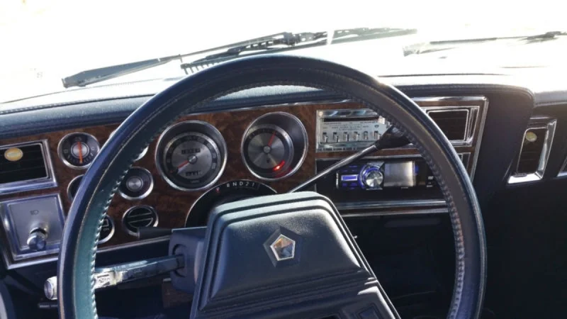 1985 Chrysler Fifth Avenue 5