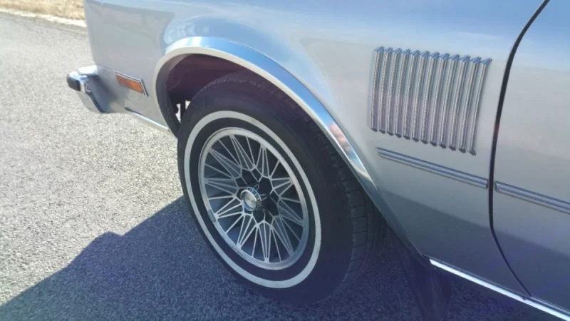 1985 Chrysler Fifth Avenue 6