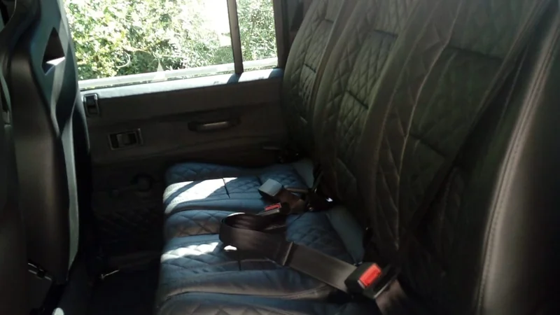 1988 Land Rover Defender 110 3