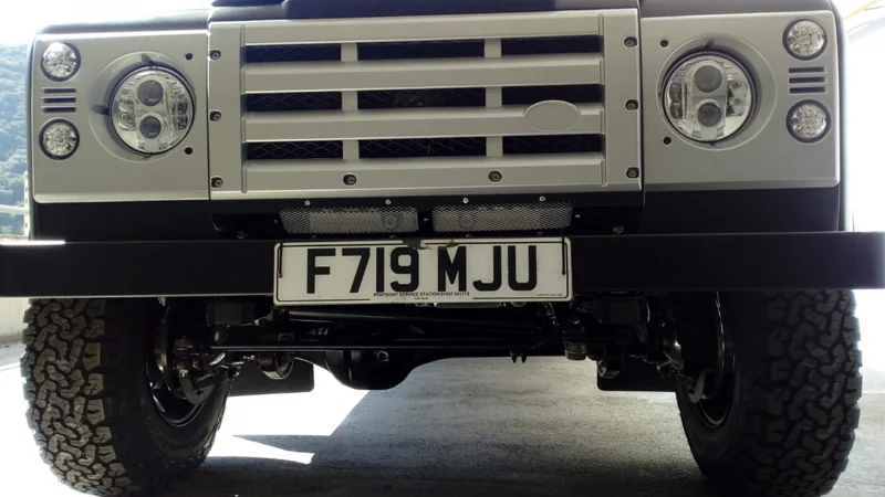1988 Land Rover Defender 110 7