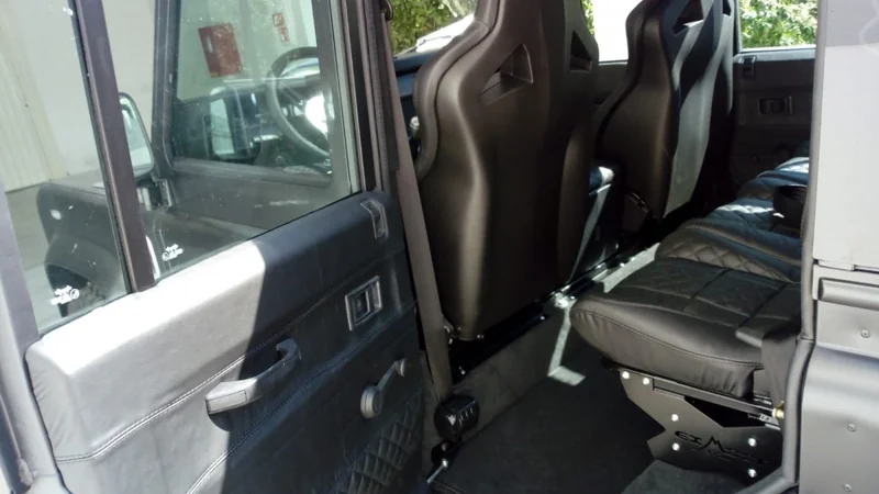 1988 Land Rover Defender 110 8