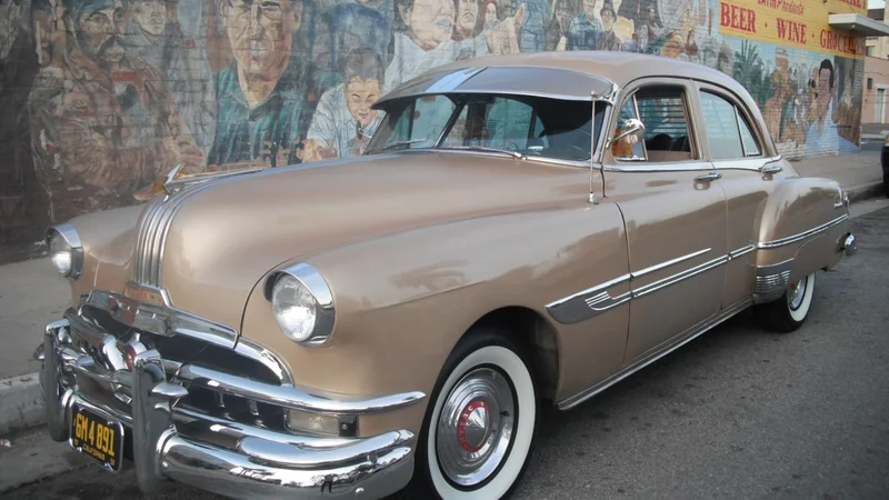 1952 Pontiac Chieftain in Anaheim