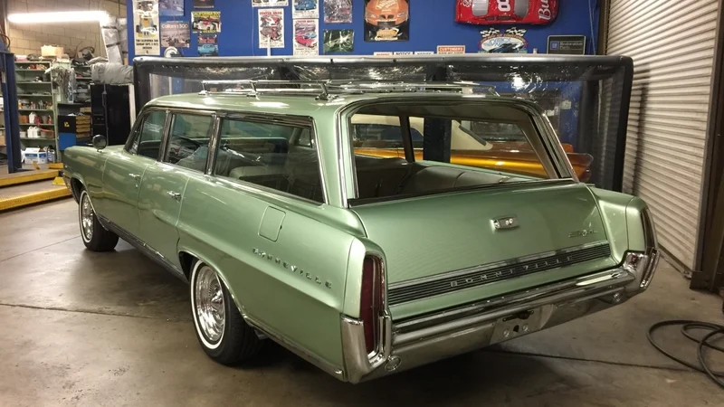 1964 Pontiac Bonneville Safari 3
