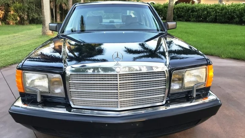 1991 Mercedes-Benz 300 SEL