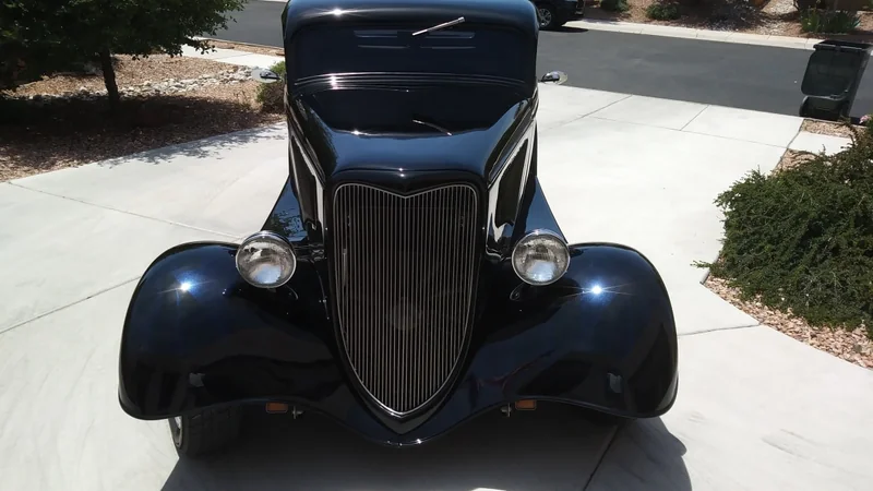 1934 Ford 3 window coupe