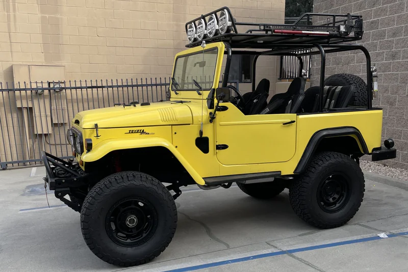 1966 Toyota Fj40 Off roader  6