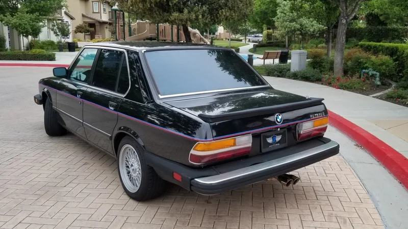 1985 BMW 535i Automatic 4