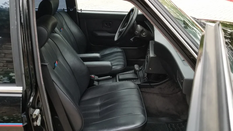 1985 BMW 535i Automatic 7