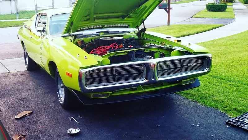 1972 Dodge Charger 2