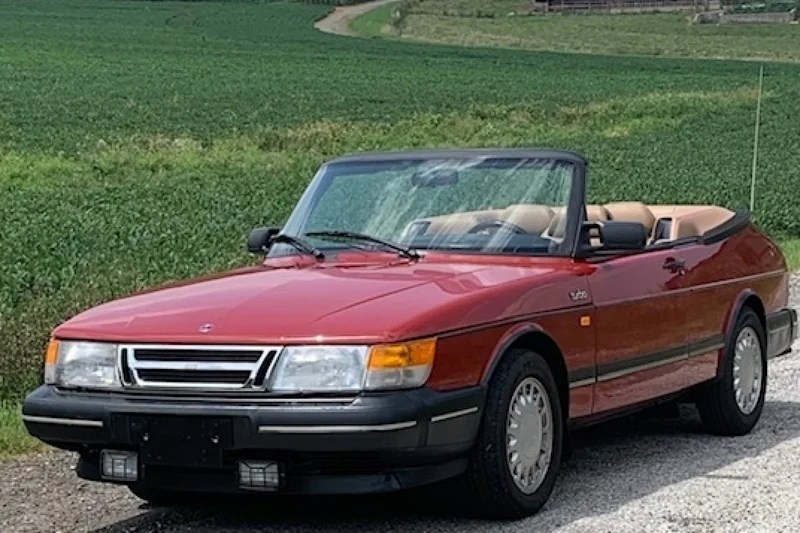 1990 Saab 900