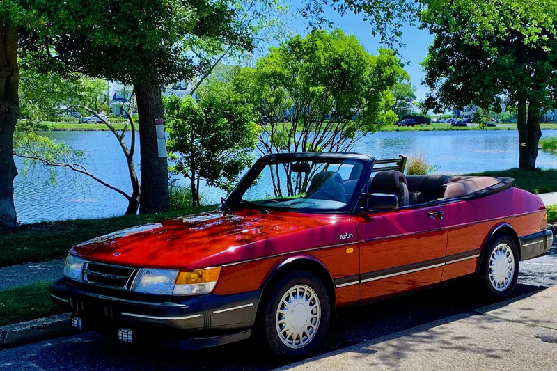 1990 Saab 900