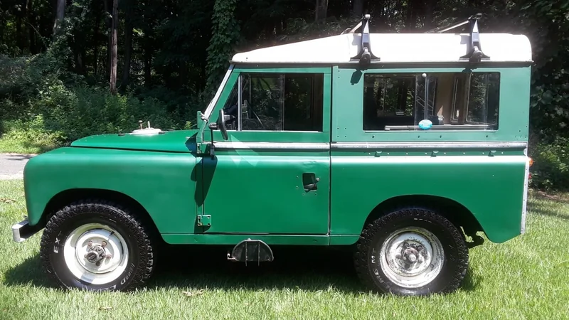 1974 Land Rover Series III 88 2
