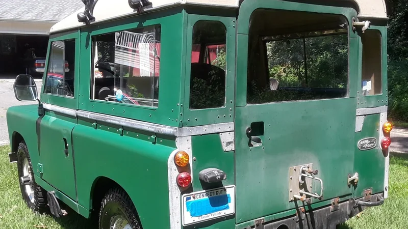 1974 Land Rover Series III 88 4