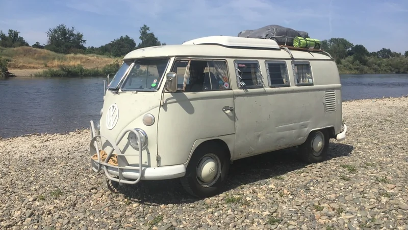 1966 Volkswagen Westfalia 2