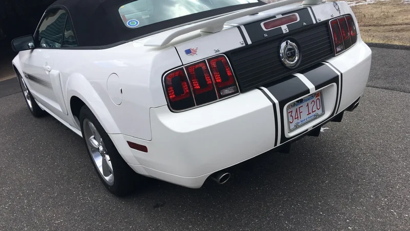 2008 Ford Mustang GT California Special 3