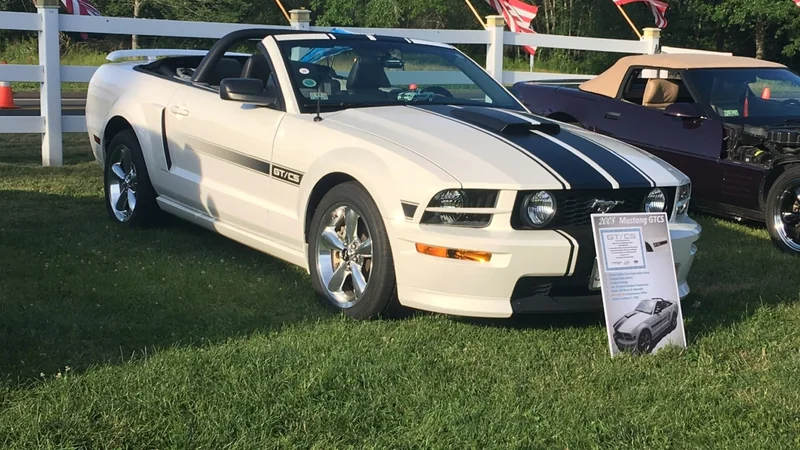 2008 Ford Mustang GT California Special  6