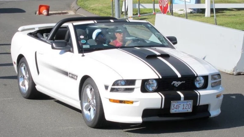 2008 Ford Mustang GT California Special 5