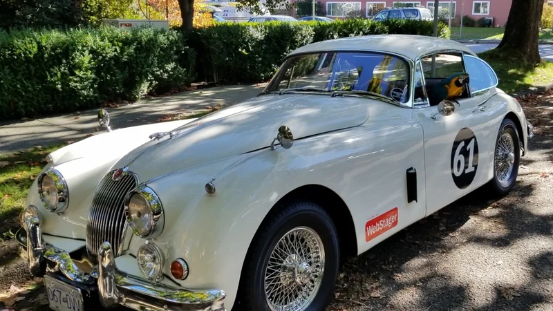 1961 Jaguar XK150 5