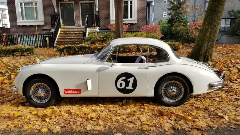 1961 Jaguar XK150 3