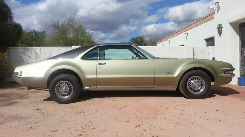 1968 Oldsmobile Toronado 5