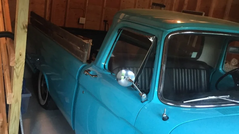 1966 Ford F-100 2