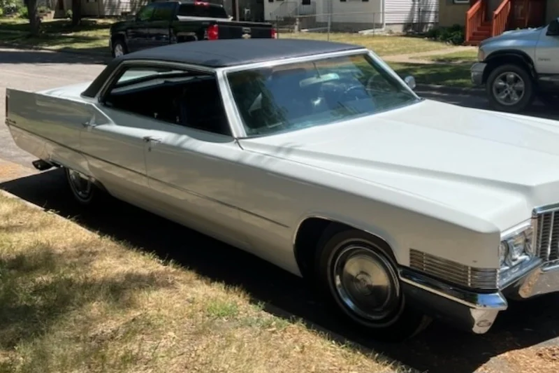 1970 Cadillac Deville in Minneapolis 2