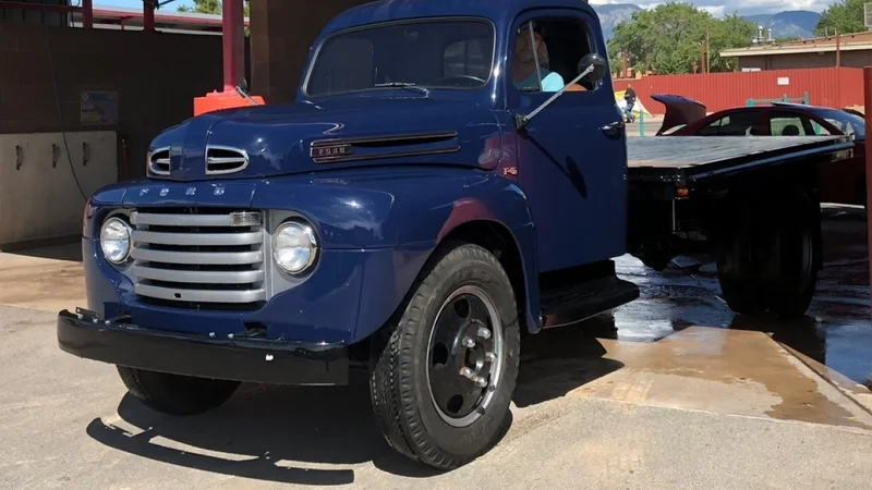 1949 Ford F5 2