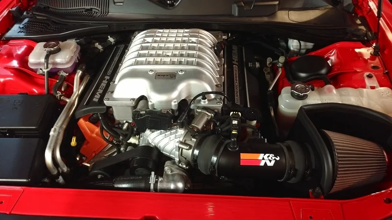 2015 Dodge Challenger SRT Hellcat 5