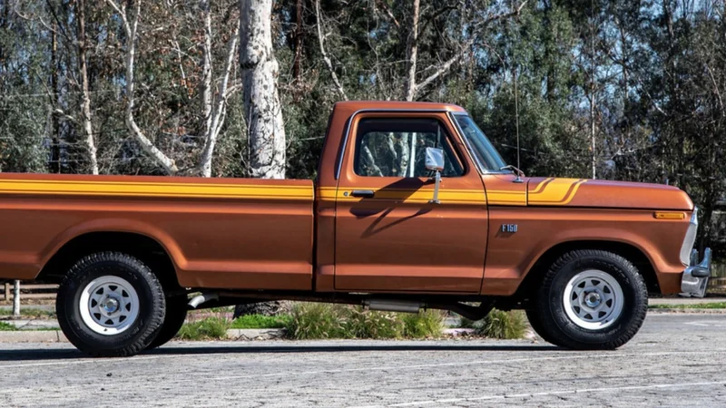 1975 Ford F-150 Explorer 3