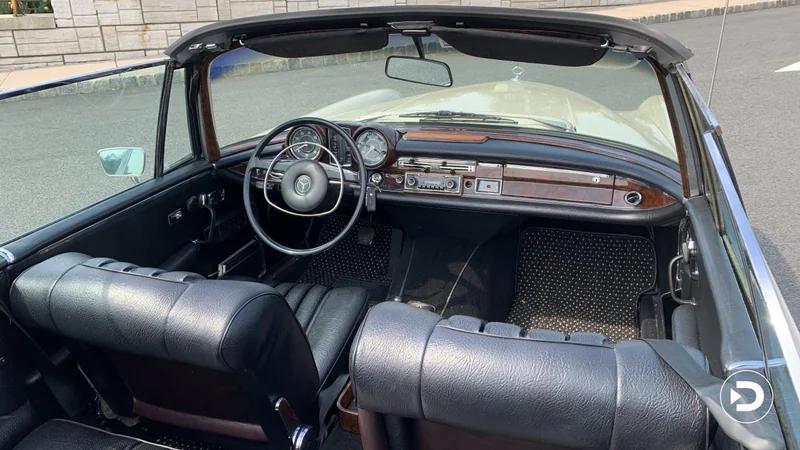 1968 Mercedes-Benz 280SE 7