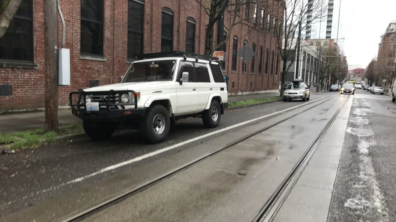 1992 Toyota HZJ77 4