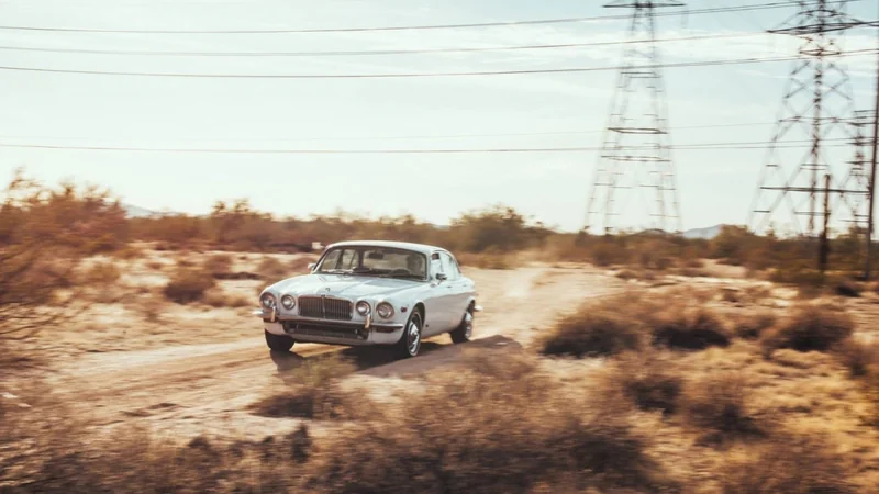 1974 Jaguar XJ6 11