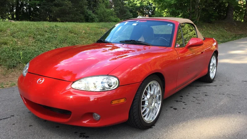 2002 Mazda MX-5 Miata in Lyme