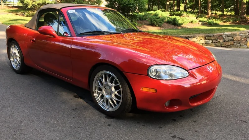 2002 Mazda MX-5 Miata in Lyme 3