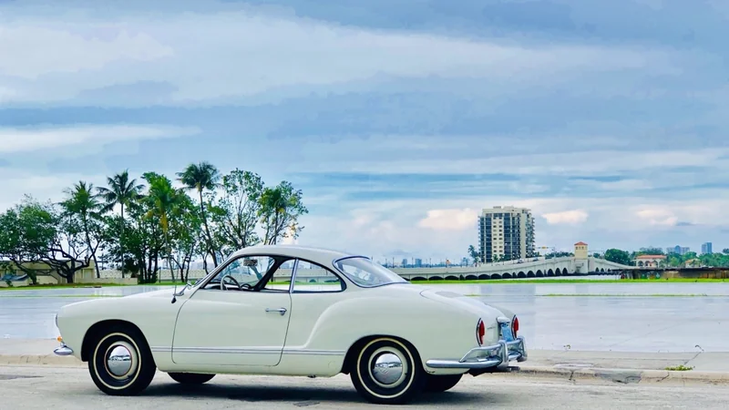 1964 Volkswagen Karmann Ghia 2