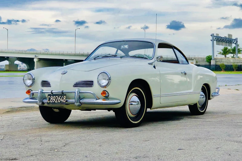 1964 Volkswagen Karmann Ghia 4