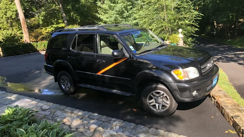 2003 Toyota Sequoia 3