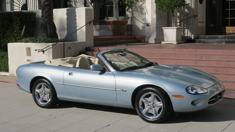 1997 Jaguar XK8 9